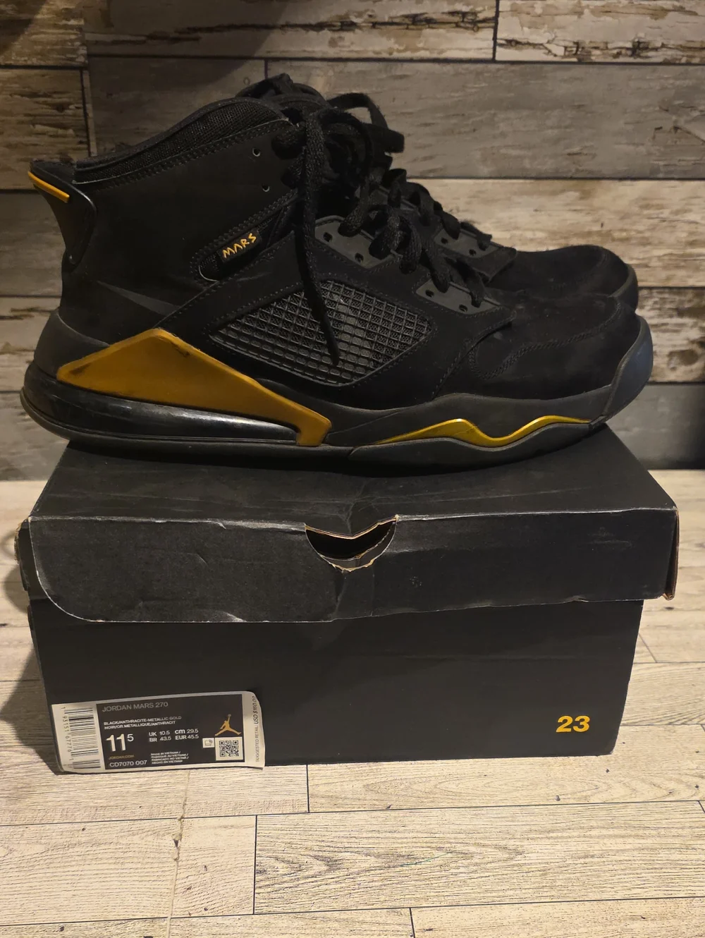 Jordan Mars 270 Men’s Black & Gold High-Top Sneakers